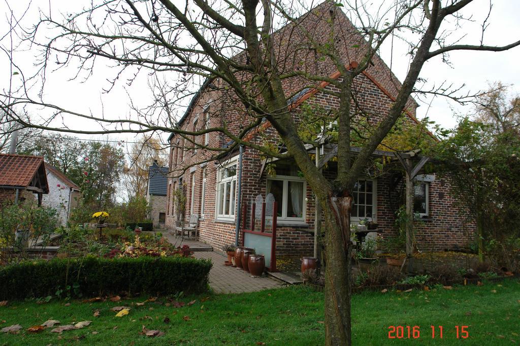 La Petite Maison Sart lez Walhain Esterno foto